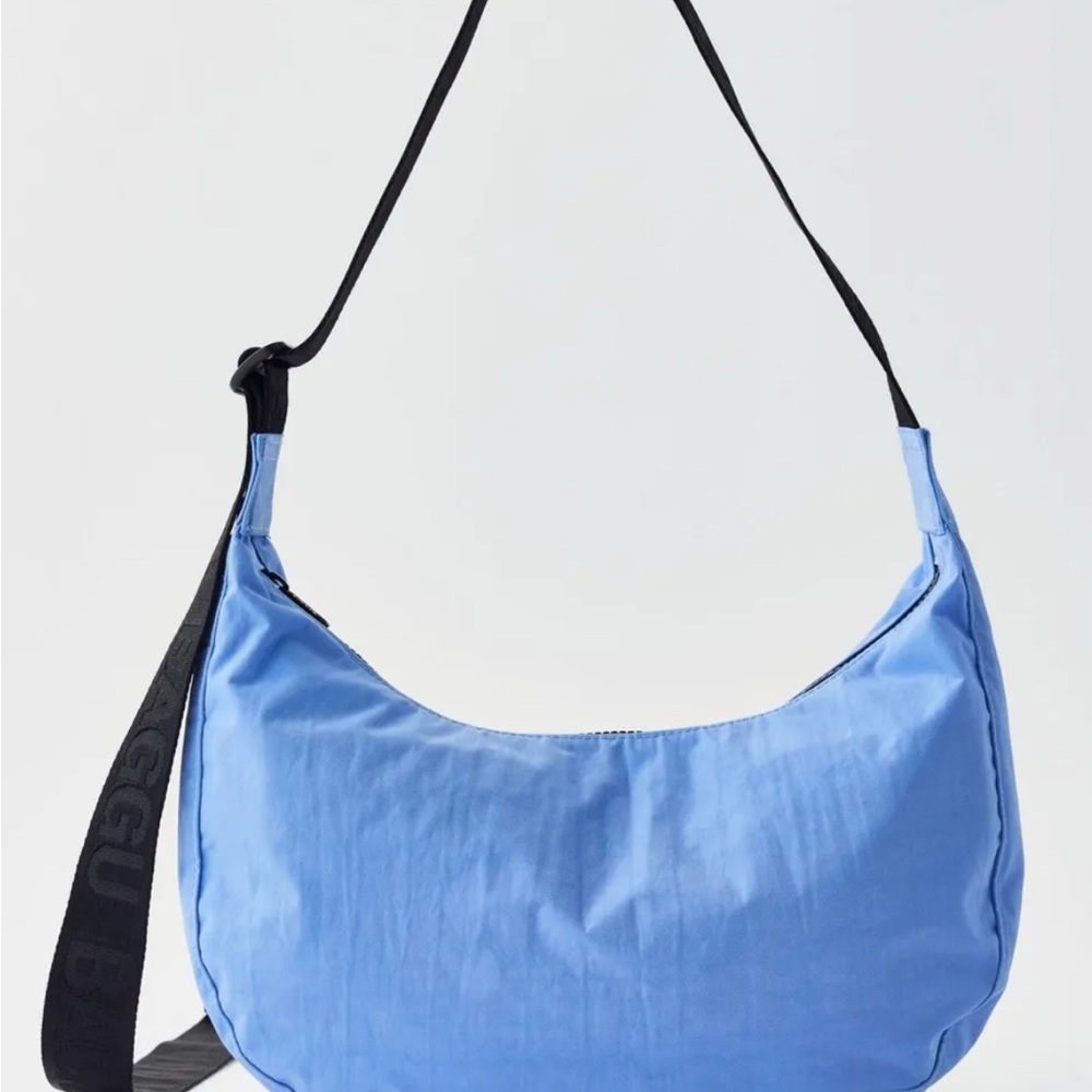 BAGGU: Cornflower Medium Crescent Bag🦋